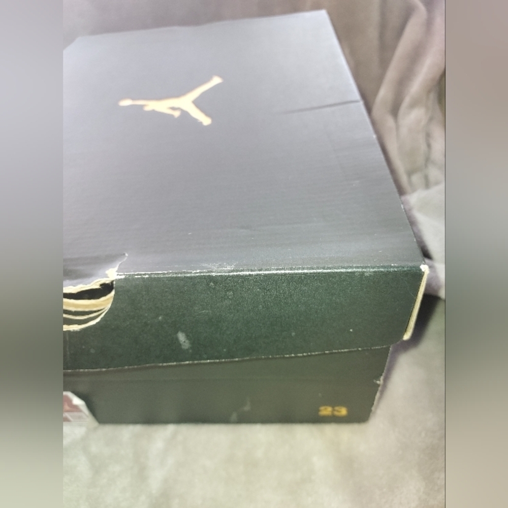 Jordan Spizike Black Court Purple Sneakers - Picture 12 of 14